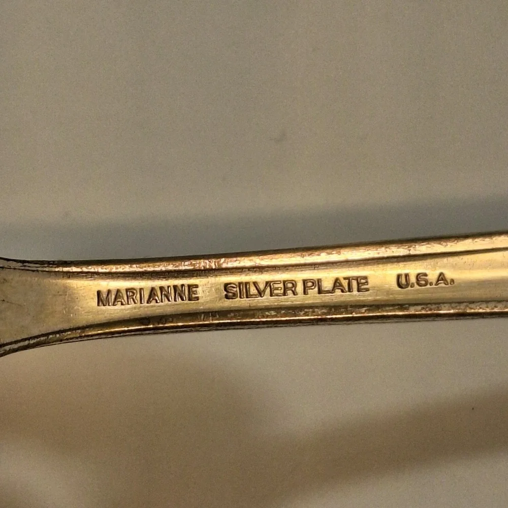 VINTAGE MARIANNE SILVERPLATE 